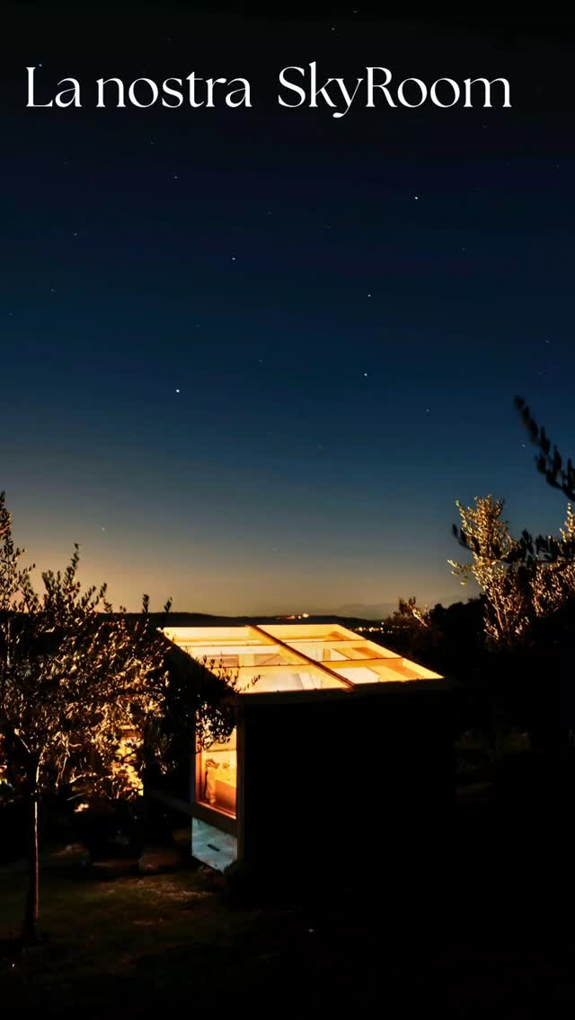 #glamping #skyroom #finestrasulmondo #emozione #tinyhouse #esperienza #vista