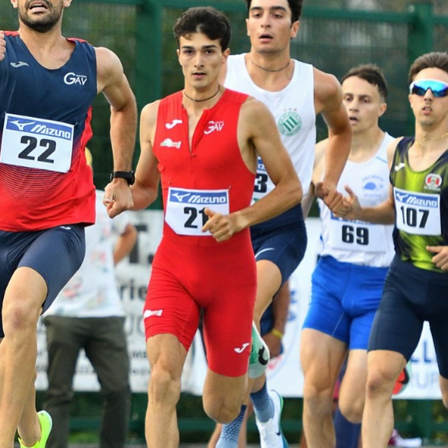Un sacco di @readytorunstore.r2r al 2^ SILVER MEETING di ZOGNO 🔥 organizzato dall’ @atletica_valle_brembana
Complimenti a tutti i nostri testimonial ❤️
📸 @lattugh_99 & @fotorun.valtellina
“Da chi corre, per chi corre” 🏃♀️
#trackandfieldlife
#run
#runningcommunity
#middledistancerunner