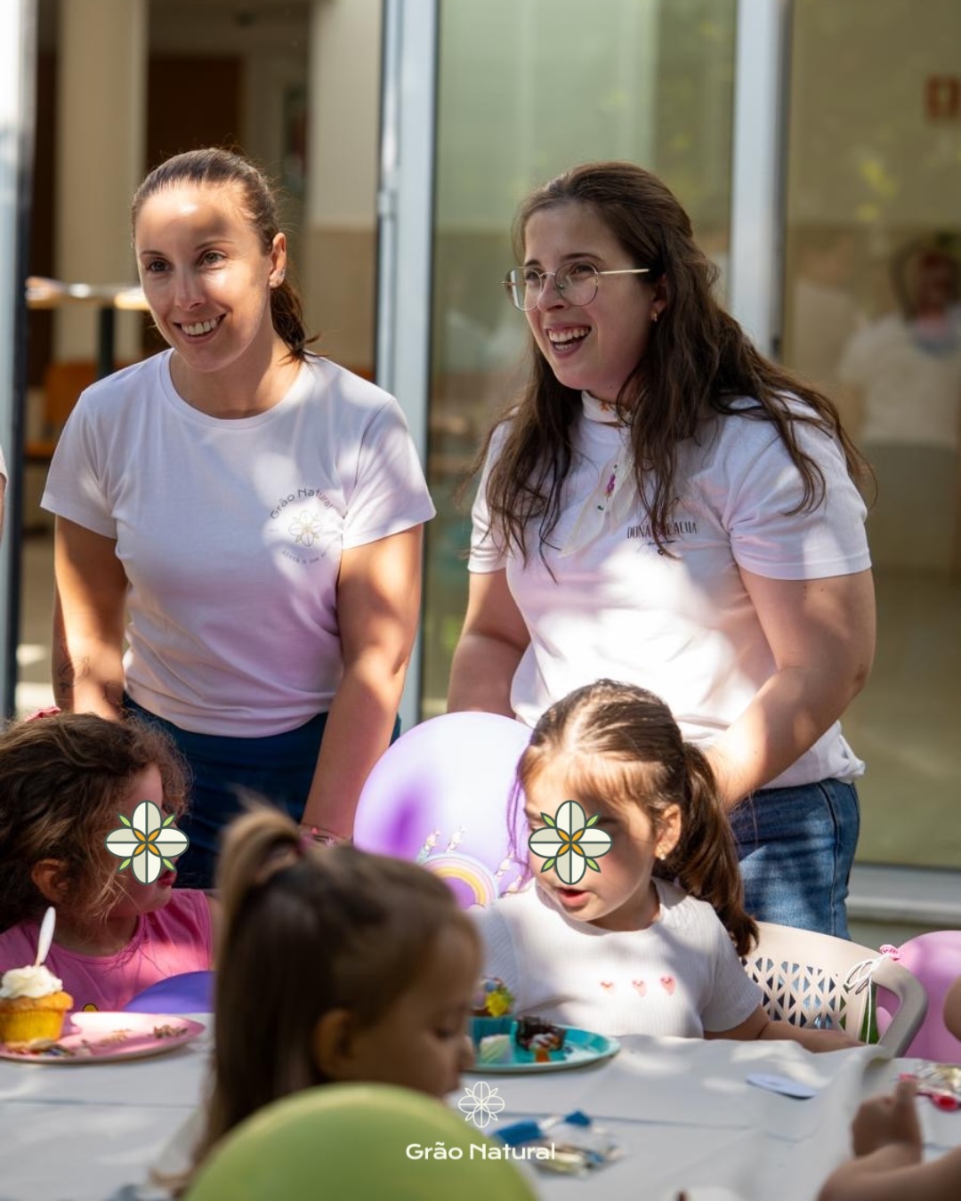 As crianças não precisam de muito para serem felizes. Precisam de tempo, de atenção, de carinho e de espaço para serem simplesmente crianças. 💚
Hoje celebramos a infância e tudo o que ela nos ensina: a sonhar mais alto, a rir mais vezes e a viver com mais leveza.
Obrigado a todos os que participaram na nossa festa solidária “Brincar, Partilhar e Ajudar” e ajudaram a transformar esta tarde de brincadeira num espaço de amor e partilha. 🥹
Que nunca nos esqueçamos de proteger a magia de ser criança.
Feliz Dia da Criança! 💚
#graonatural #diadacrianca #brincarpartilhareajudar #arcosdevaldevez #infanciafeliz